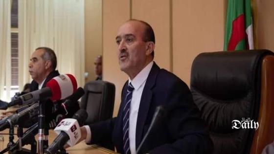 وزير الداخلية يستقبل سفير اسبانيا بالجزائر