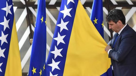 الاتحاد الأوروبي يوافق على منح البوسنة والهرسك وضع دولة مرشحة للعضوية