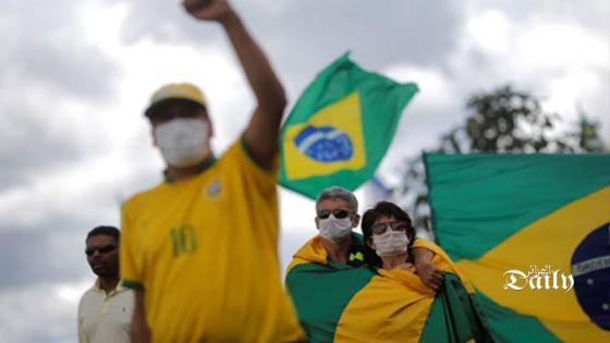 البرازيل على مشارف المليوني إصابة بفيروس كورونا