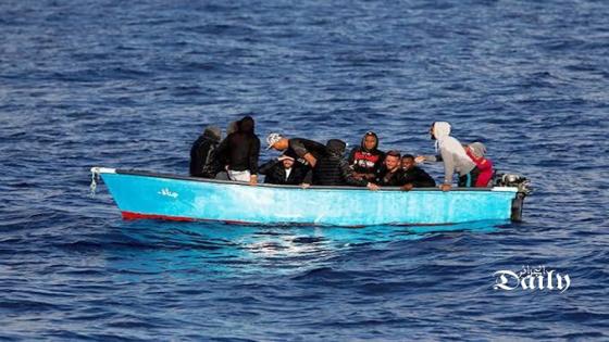 إنقاذ 14 مهاجر غير شرعي بسواحل زرالدة