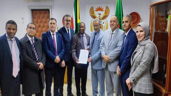 ممثلو المجموعات البرلمانية يسلمون رسالة شكر و تقدير للقائم بأعمال سفارة جنوب افريقيا بالجزائر