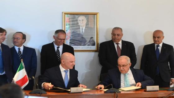وزير الصناعة : توقيع اتفاقية لانتاج سيارات “فيات” بالجزائر تجسيد للعلاقات المتميزة بين الجزائر وايطاليا