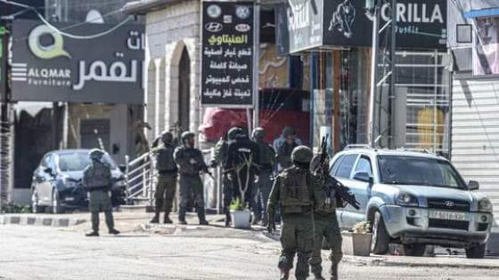 جيش الاحتلال ينفذ مداهمات واعتقالات بالضفة الغربية ويدمّر أرضاً بالقدس