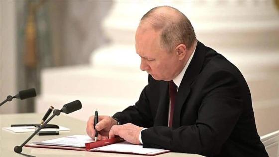 بوتين يوقع مرسوم ضم 4 أقاليم أوكرانية لروسيا