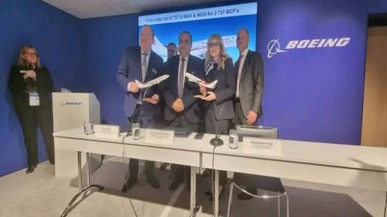 الجوية الجزائرية توقع الاتفاق النهائي مع بوينق بشراء ثمان طائرات