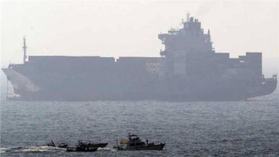 اختطاف سفينة شحن هندية قبالة سواحل الصومال والهند ترسل سفينة حربية لإنقاذها