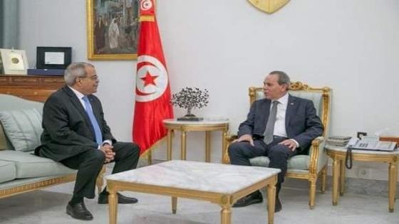 وزير الصناعة و الإنتاج الصيدلاني علي عون يُستقبل بتونس من طرف رئيس الحكومة التونسي