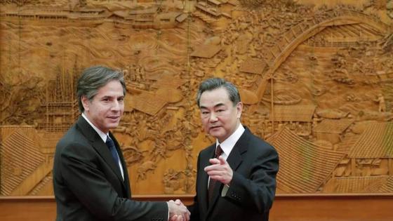الخارجية الصينية : توصل وزيري الخارجية الصيني وانغ و نظيره الأمريكي بلينكن إلى توافق لتحسين العلاقات الثنائية بين البلدين