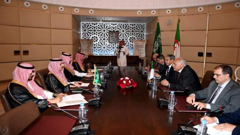 وزير الخارجية السعودي: توافق تام في الرؤى بين الجزائر والرياض حول الملفات العربية