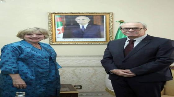 وزير البريد و المواصلات السلكية و اللاسكية يستقبل سفيرة الولايات المتحدة الأمريكية بالجزائر