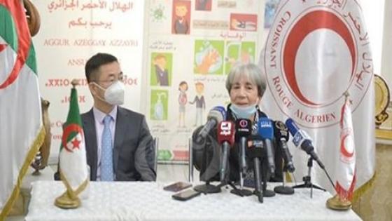 الهلال الأحمر الجزائري يستلم أزيد من 250 ألف كمامة من الصليب الأحمر الصيني