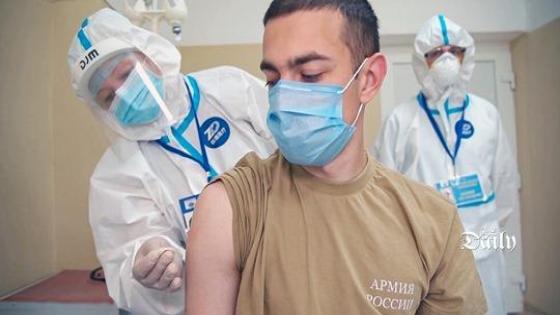 روسيا تعلن بداية تدوال اللقاح بين الجمهور