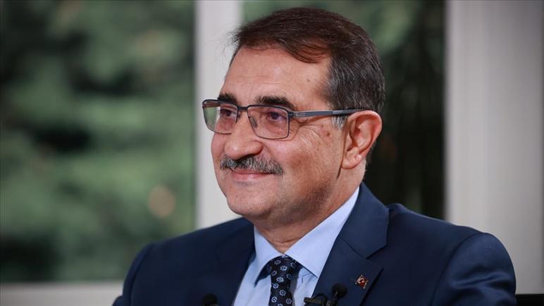 وزير الطاقة التركي يشارك في مؤتمر الجزائر للاستثمار