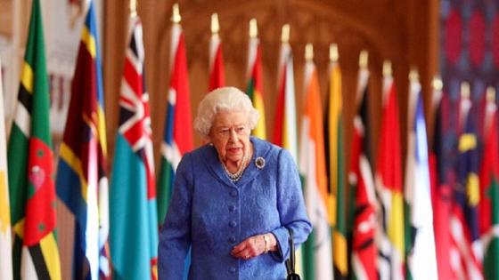 قائمة الدول التي حكمتها ملكة بريطانيا إليزابيث الثانية